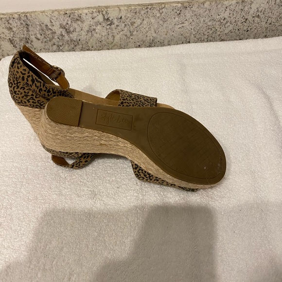 WORN ONCE Style & Co Leopard print Espadrilles SZ 7-1/2 - Picture 4 of 4